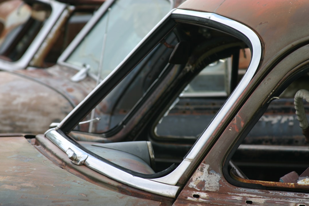 Polski rynek retro-samochodów: rosnące zainteresowanie i trendy 13 Photo retro-samochodów